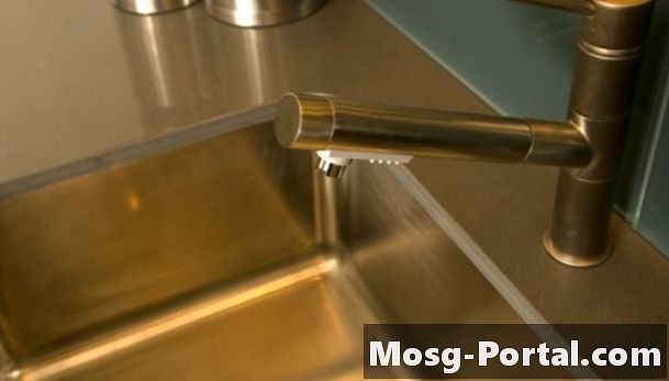 Cum să faceți oțel inoxidabil magnetic