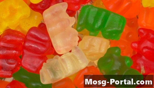 Научни експерименти на Gummy Bear