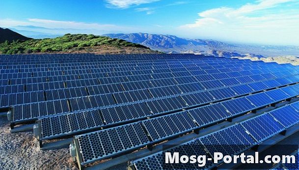 Hvordan kan solcellepaneler bidra til å beskytte miljøet?