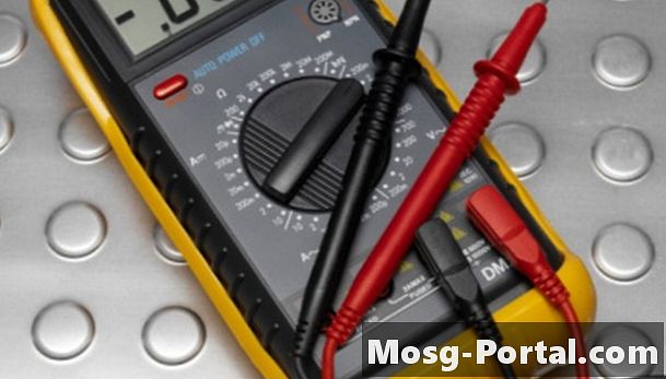 Come misurare amplificatori o watt con un multimetro