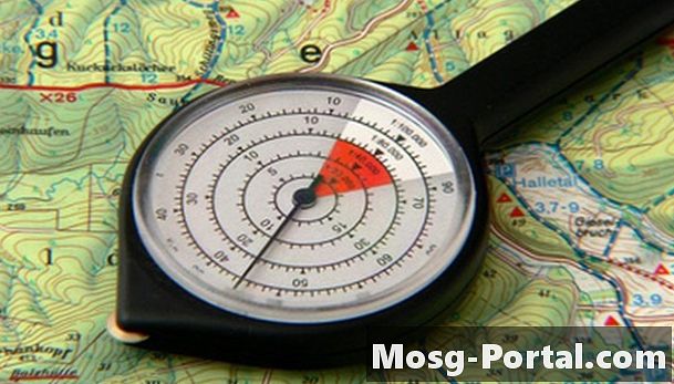 Hur konverterar du GPS-koordinater till fötter