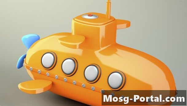 Hogyan készítsünk házi tengeralattjárót, amely úszik és süllyed?
