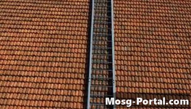 Kakšni so stroški kovinske strehe?